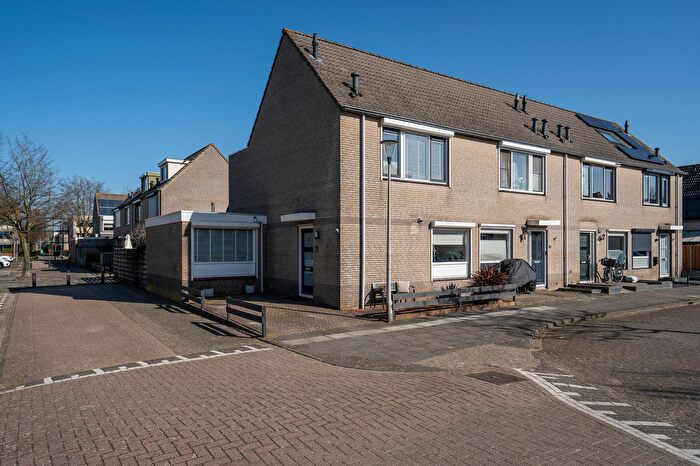 6-kamerhuis te koop in Ter Leede, Leerdam