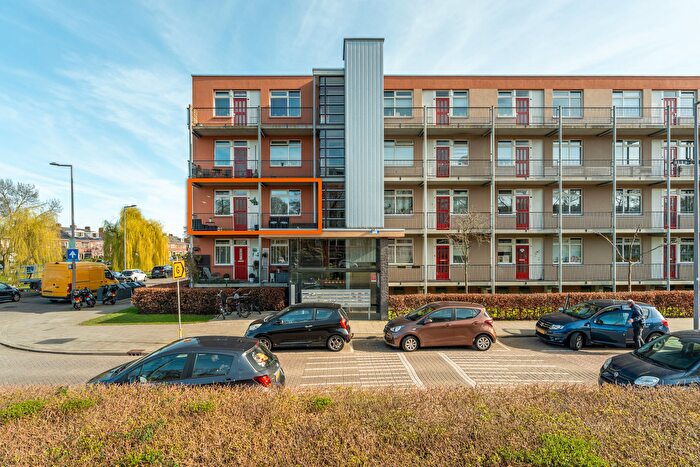 4-kamerappartement te koop in Rotterdam – Wilgenlei, Schiebroek