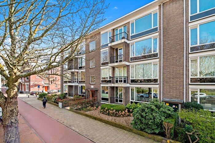 7-kamerappartement te koop in Den Haag – Juliana van Stolberglaan, Bezuidenhout-Midden