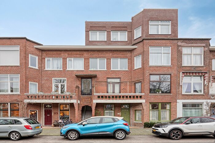4-kamerappartement te koop in Bloemenbuurt-Oost, Den Haag