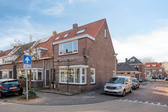 5-kamerhuis te koop in Buitenuitbreiding-Oost, Sliedrecht