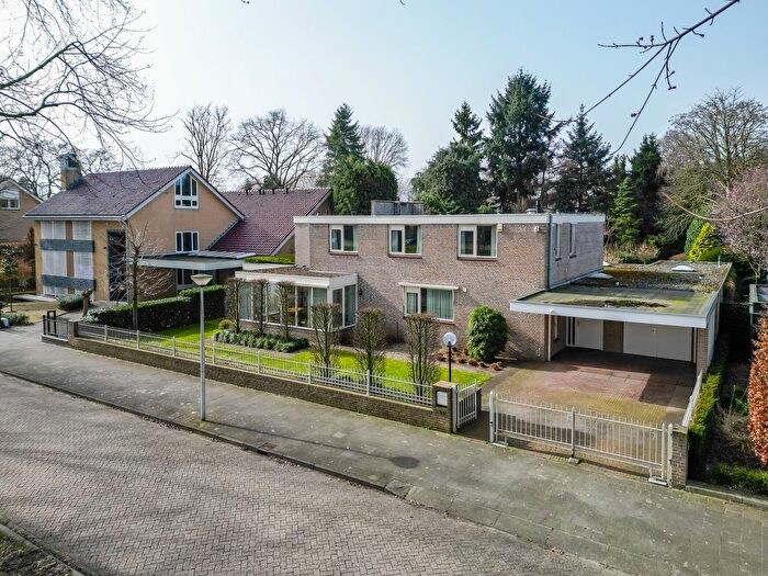 10-kamerhuis te koop in Oss – Nieuwe Hescheweg, Oranjebuurt I en Ruivert