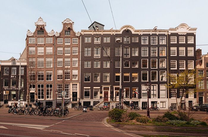 3-kamerappartement te koop in Amsterdam – Nieuwezijds Voorburgwal, Spuistraat-Zuid