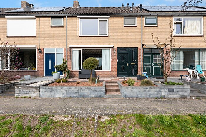5-kamerhuis te koop in Apeldoorn – Frans van Mierisstraat, Orden