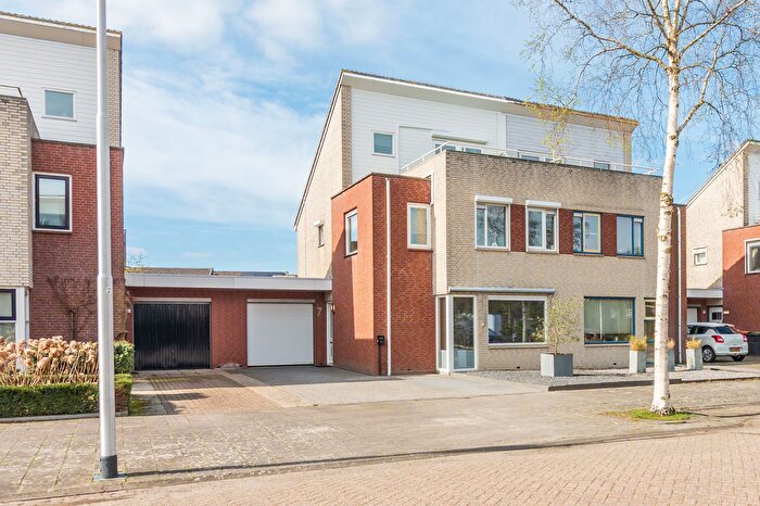 5-kamerhuis te koop in Tilburg – Oudenboschstraat, Dongewijk Noord
