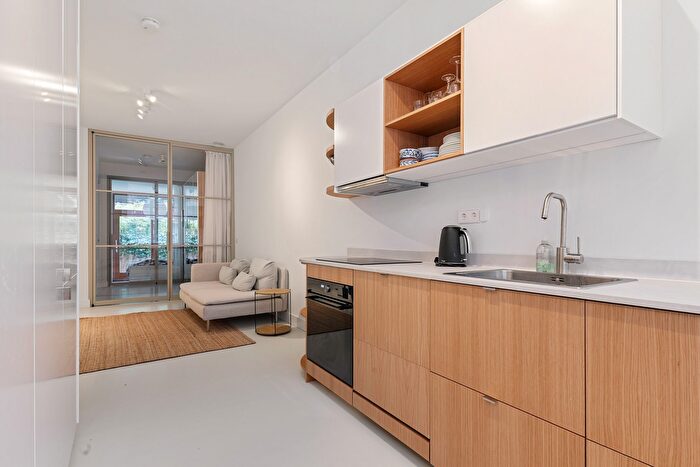 3-kamerappartement te huur in Weesperzijde-Midden/Zuid, Amsterdam