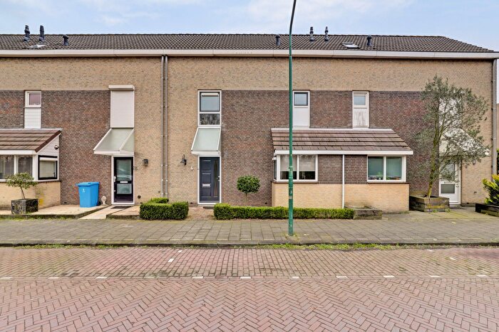 5-kamerhuis te koop in Rijswijk (ZH) – Nachtegaallaan, Vrijenban