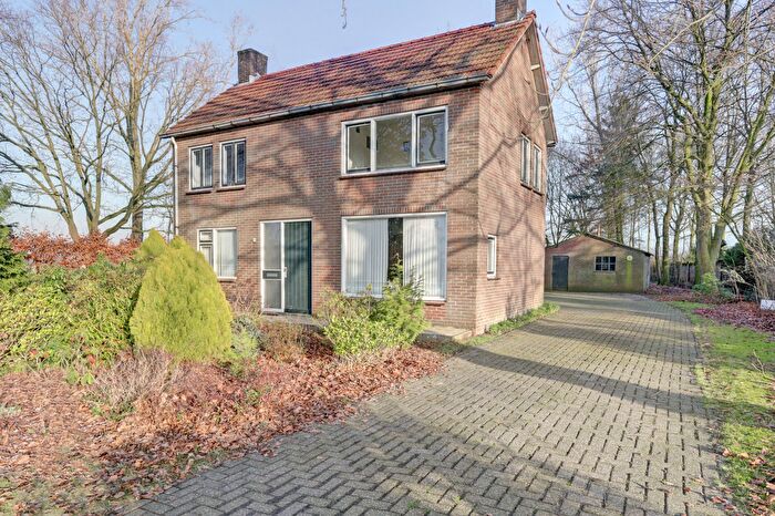 6-kamerhuis te koop in Buitengebied Ulicoten, Ulicoten