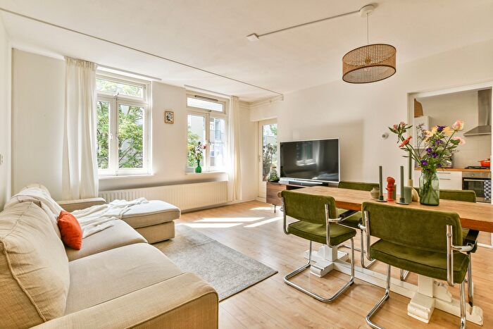 3-kamerappartement te koop in Amsterdam – Tweede Oosterparkstraat, Oosterparkbuurt-Zuidoost