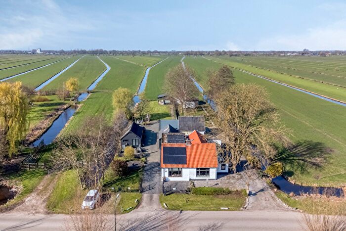 5-kamerhuis te koop in Haastrecht – Hoenkoopse Buurtweg, Verspr. huizen Haastrecht Zuid