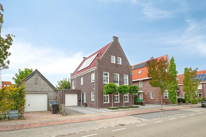6-kamerhuis te koop in Middelharnis westplaat, Middelharnis