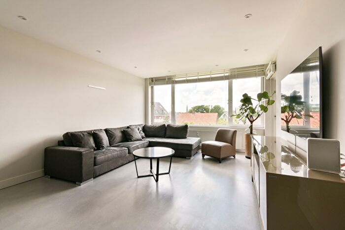 4-kamerappartement te koop in Amstelveen – Populierenlaan, Populierenbuurt