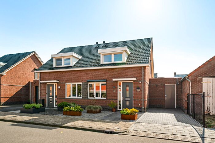 6-kamerhuis te koop in Martin Giessen-Bosstraat, Swalmen
