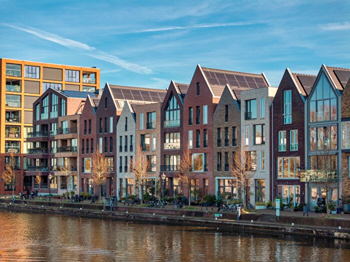 6-kamerhuis te koop in Haarlem – Kelderwindkade, Sportliedenbuurt