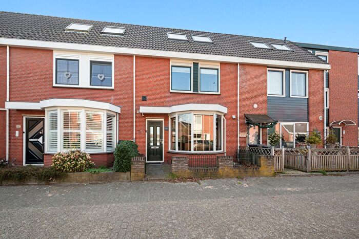 6-kamerhuis te koop in Hoofddorp Bornholm Oost, Hoofddorp