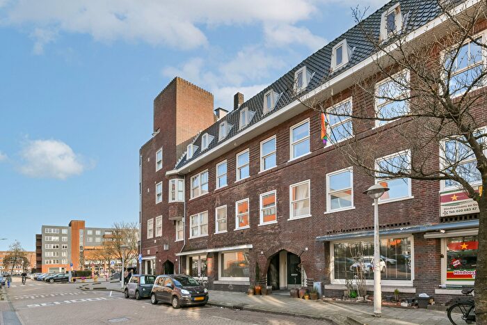 4-kamerappartement te koop in Amsterdam – Balboastraat, Balboaplein e.o.