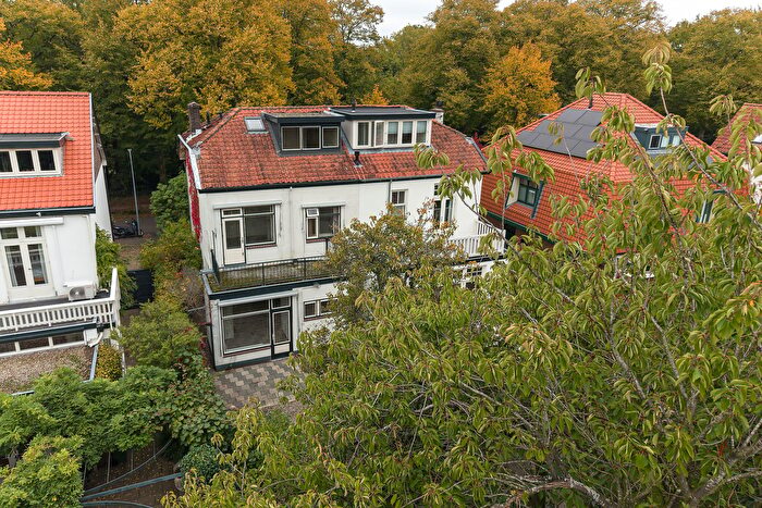 7-kamerhuis te koop in Schrijverskwartier, Hilversum