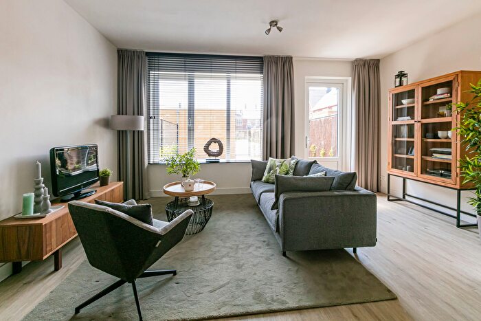 Koop en Huur Huizen - 3