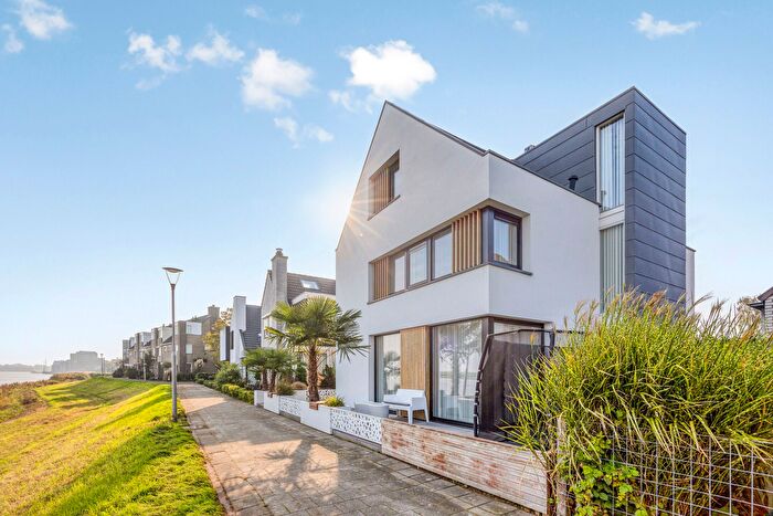 7-kamerhuis te koop in Oud-Beijerland – Ben Goerionpad, Oud-Beijerland Spuioeverwijk