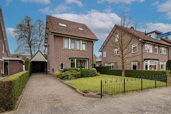5-kamerhuis te koop in Apeldoorn – Mozartlaan, Componistenkwartier