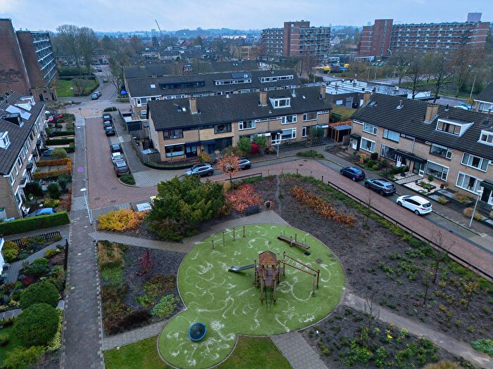 5-kamerhuis te koop in Kruiswiel, Hendrik-Ido-Ambacht