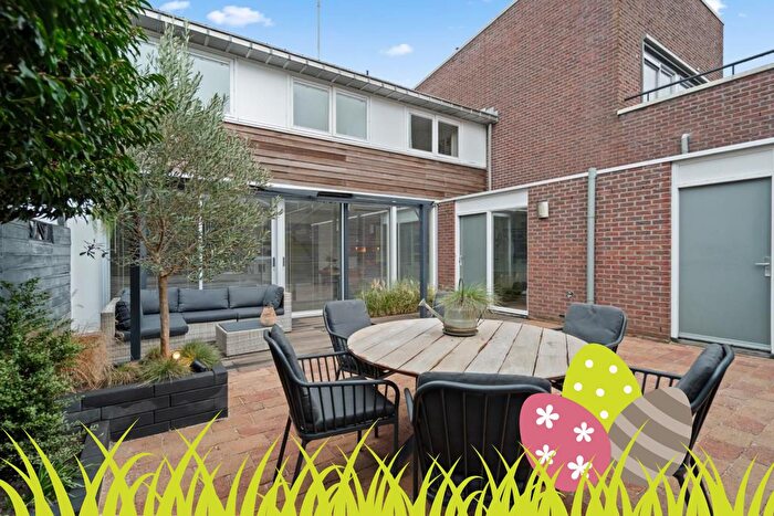 4-kamerhuis te koop in De Hoven en De Boomgaard, IJsselstein