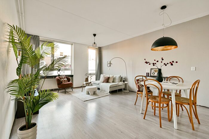 2-kamerappartement te koop in Amsterdam – Muntendamstraat, Oosterparkbuurt-Noordwest
