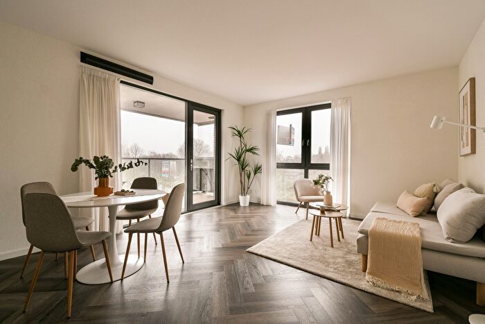 3-kamerappartement te koop in Amsterdam – IJdoornlaan, Banne-Zuidoost