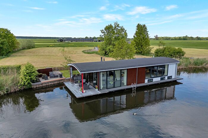 4-kamerhuis te koop in Hoeker Polder, Vreeland