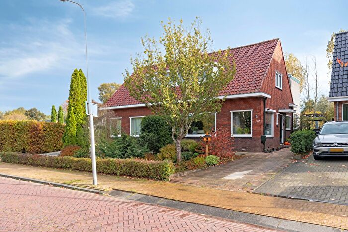 4-kamerhuis te koop in Stadsdeelpark, Capelle aan den IJssel