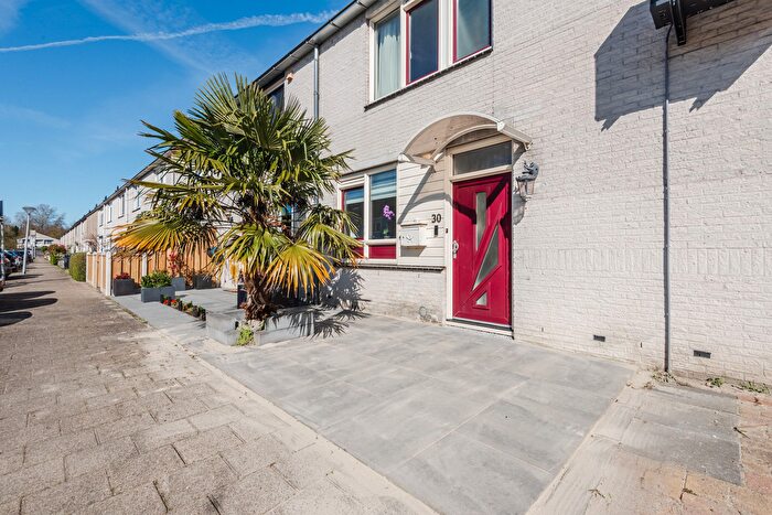 5-kamerhuis te koop in Bouwmeesterbuurt Noord, Almere