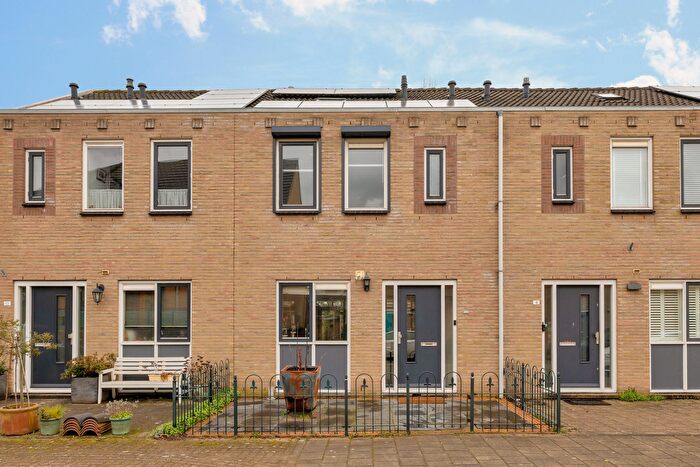 6-kamerhuis te koop in Schiehart, Schiedam