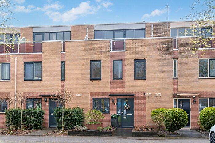 6-kamerhuis te koop in Veenendaal – Donsvlinderstraat, Gelderse Blom