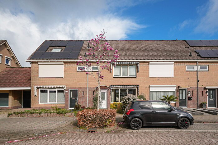 5-kamerhuis te koop in Kerkdriel, Kerkdriel