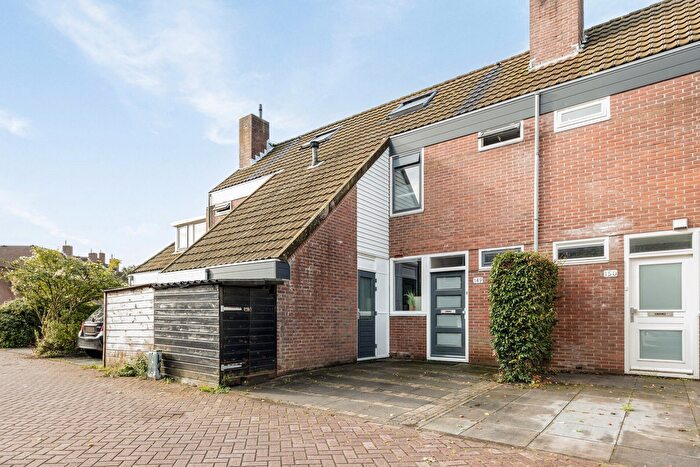 6-kamerhuis te koop in Huiswaard-2-Oost, Alkmaar