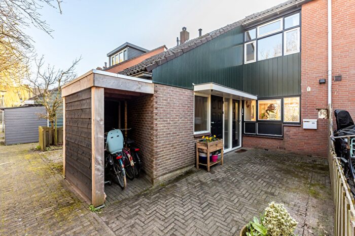 6-kamerhuis te koop in De Watering, Oosthuizen