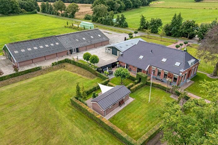 9-kamerhuis te koop in Verspreide huizen Peize Noord, Peize