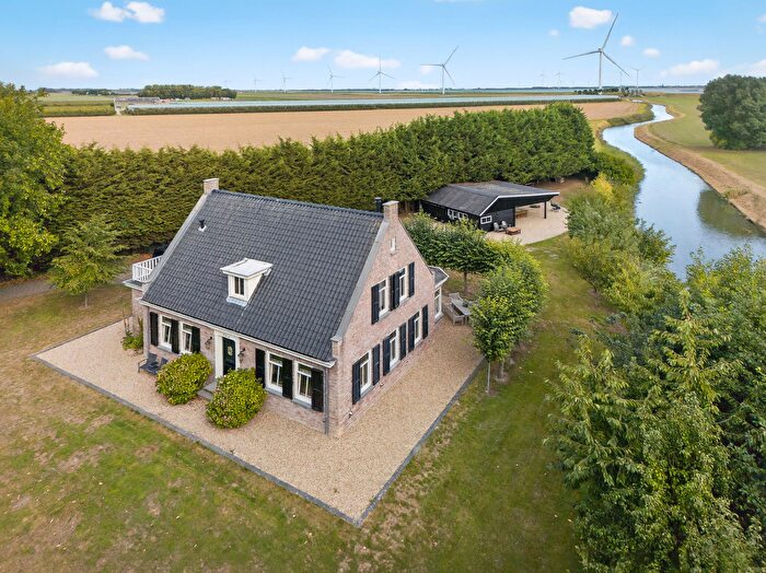5-kamerhuis te koop in Ooltgensplaat buitengebied, Ooltgensplaat