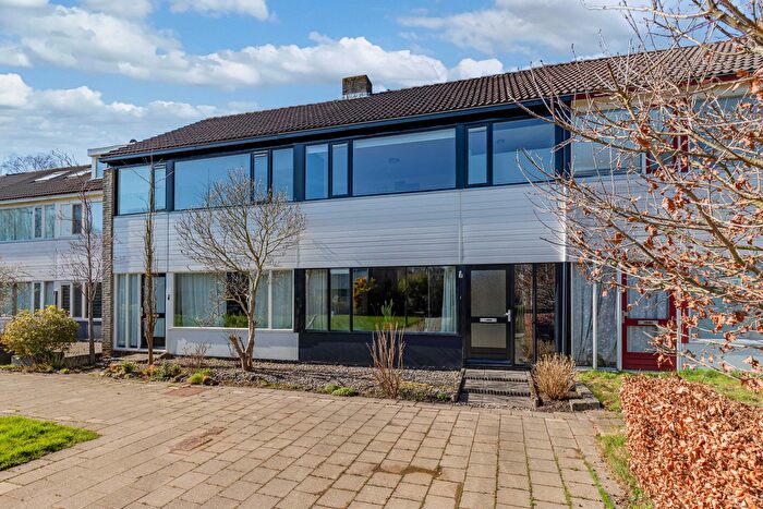 4-kamerhuis te koop in De Drait noordoost, Drachten