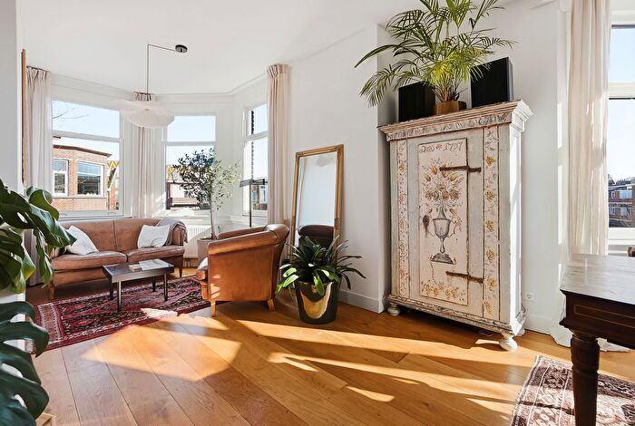 4-kamerappartement te koop in Den Haag – Hulshorststraat, Oostbroek-Zuid