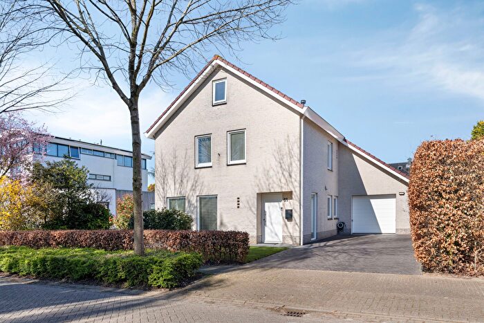 6-kamerhuis te koop in Den Bosch – Kraanvogellaan, Kom Engelen