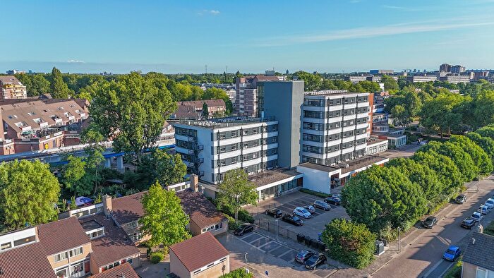 1-kamerappartement te koop in Diepenbuurt, Capelle aan den IJssel