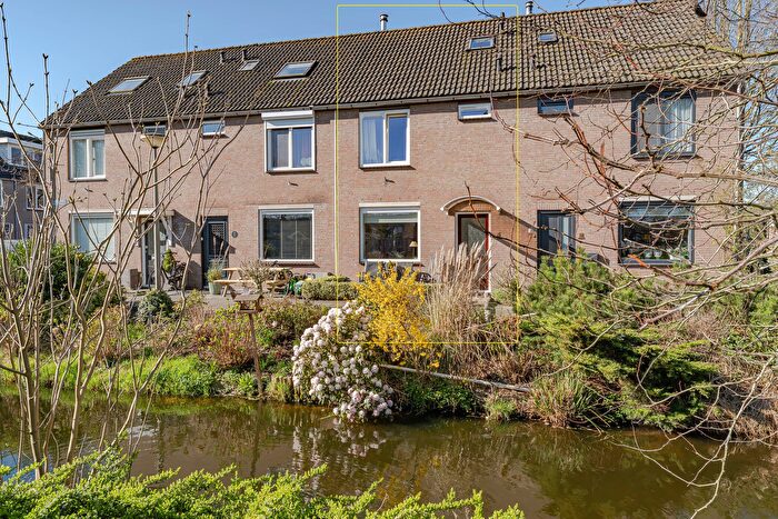 5-kamerhuis te koop in Zwammerdam – Ds. Bennink Boltstraat, De Burcht