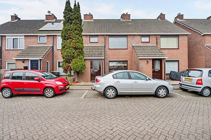 5-kamerhuis te koop in Oud-Beijerland Zoomwijck, Oud-Beijerland