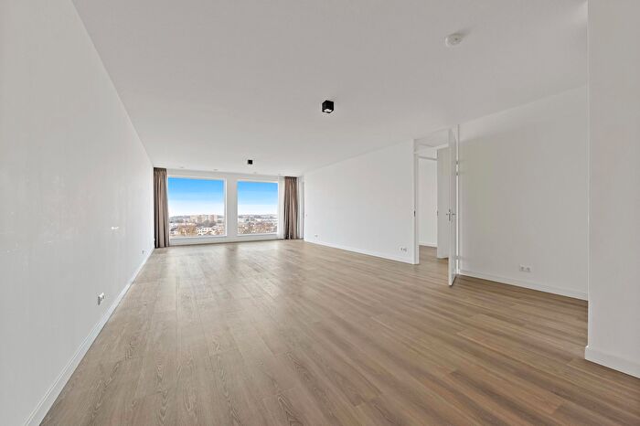 3-kamerappartement te huur in Leyenburg, Den Haag