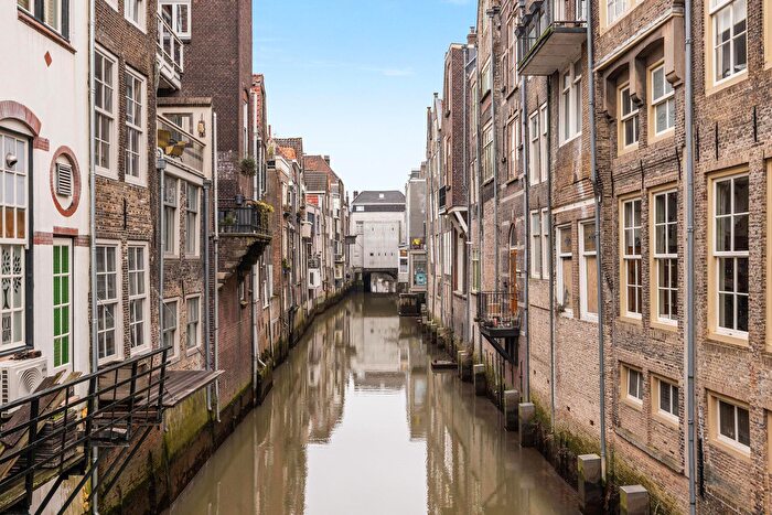 5-kamerhuis te koop in Groenmarkt en omgeving, Dordrecht