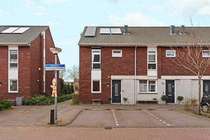 4-kamerhuis te koop in Lelystad – Waterwijzer, Lelycentre, Maerlant