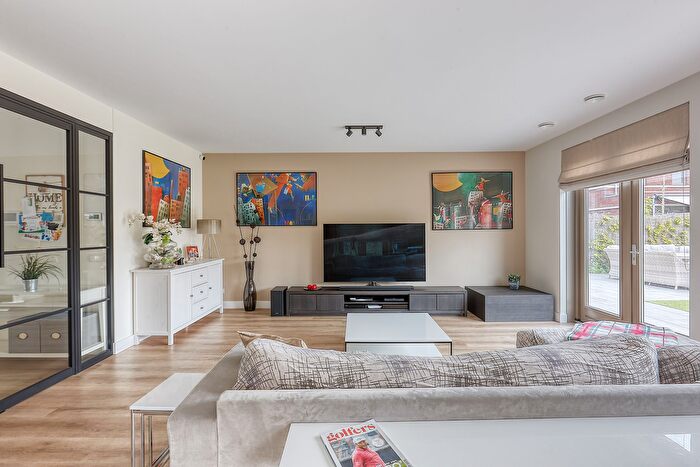 Koop en Huur Huizen - 3