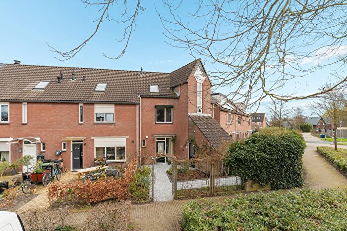 4-kamerhuis te koop in Lindengouw, Muidergouw en Peppengouw, Almere