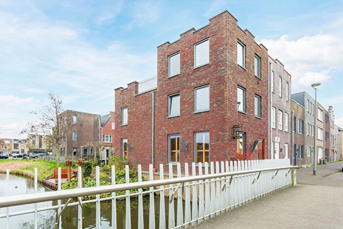 4-kamerhuis te koop in Homeruskwartier Oost, Almere